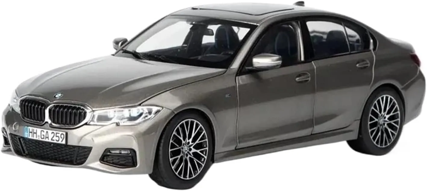 1 18 for BMW 330i New Three Series Alloy Car Model Metal Ornaments Boy Hobby Fan Collection Display Motor Vehicles Toys