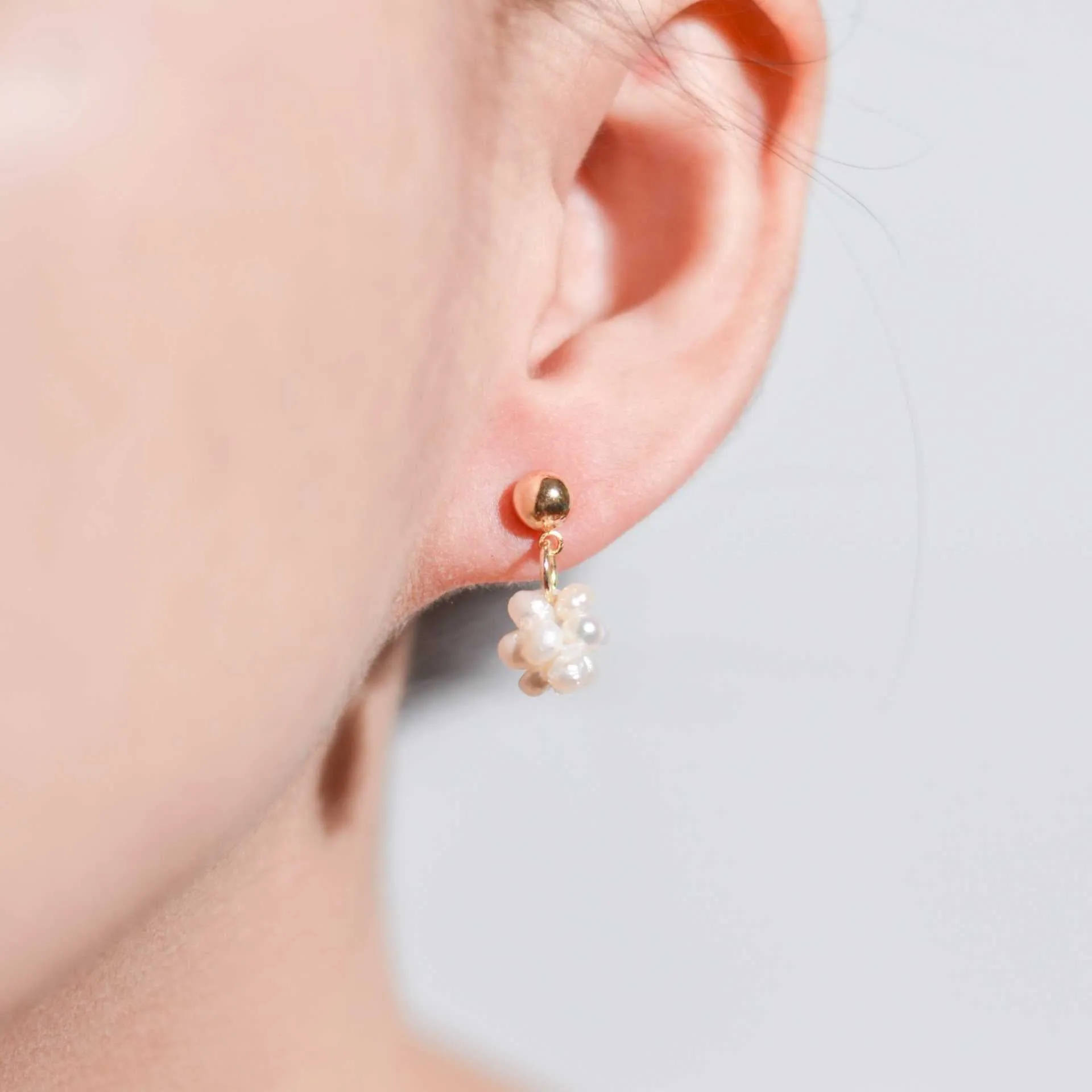 8 mm white pearl ball yellow gold plated ball stud earrings