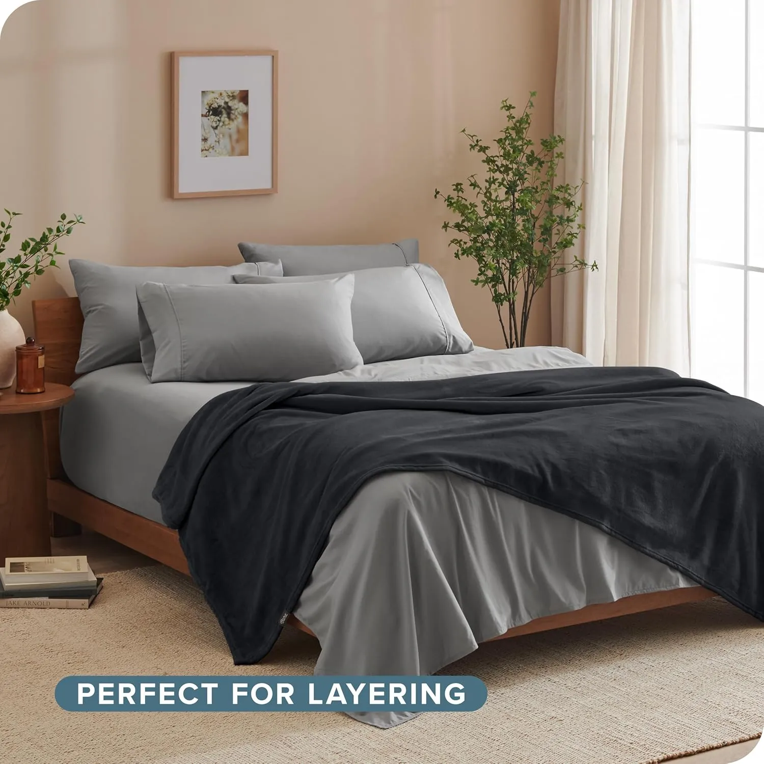 Bare Home Fleece Blanket - Extra Long - Black - Lightweight Throw for Bed, Sofa, Couch, Movie Night, Camping, and Travel - Microplush - Ultra Soft Warm Blanket (Twin/Twin XL, Black)