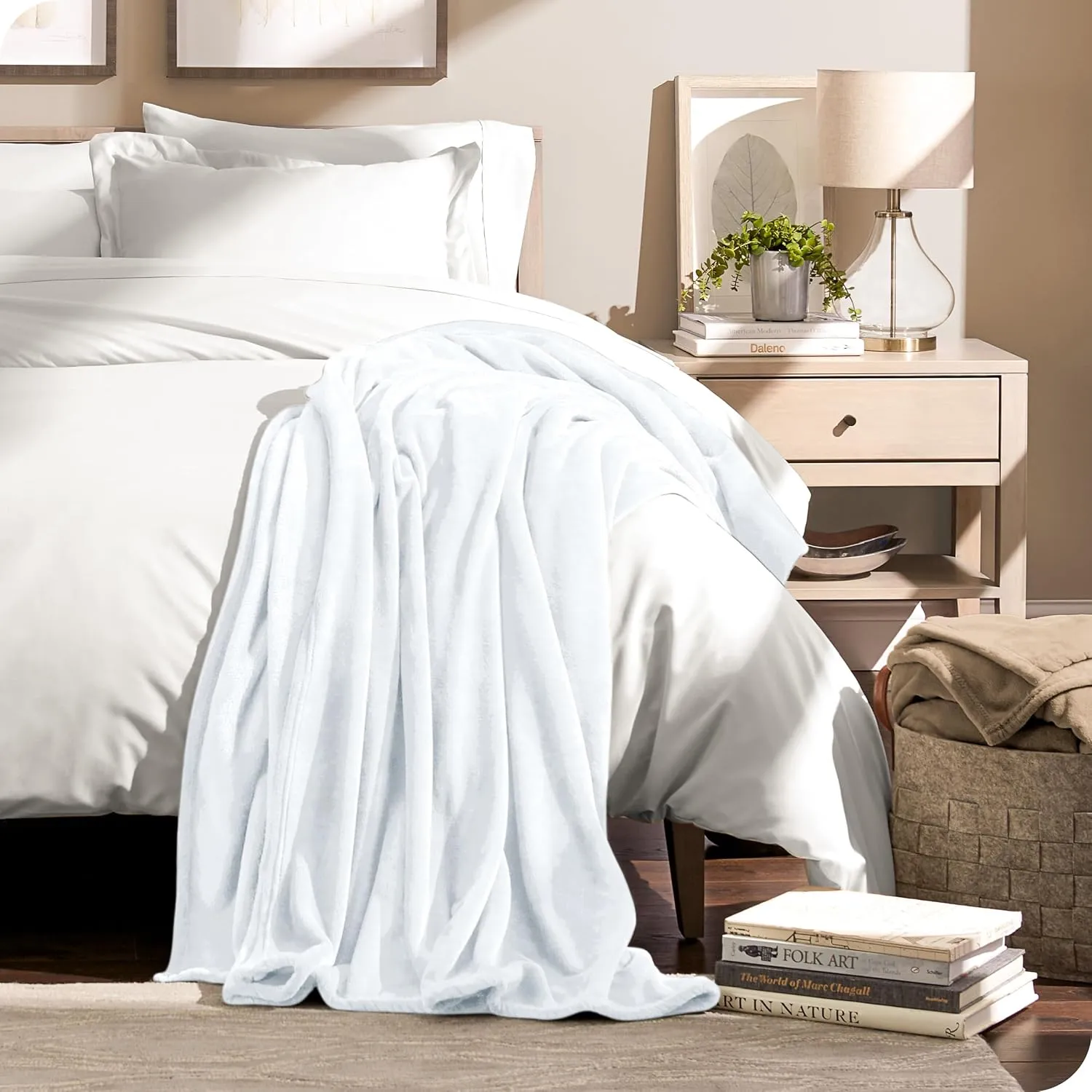 Bare Home Fleece Microplush Blanket - Full/Queen - Lightweight Throw for Bed, Sofa, Couch, Movie Night, Camping, and Travel - Cabin Blanket (Full/Queen, White)