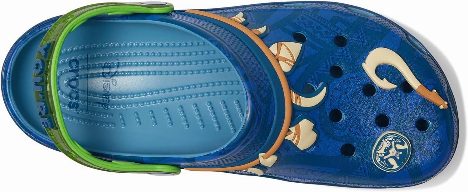 Crocs Unisex-Adult Disney Moana Classic Clogs