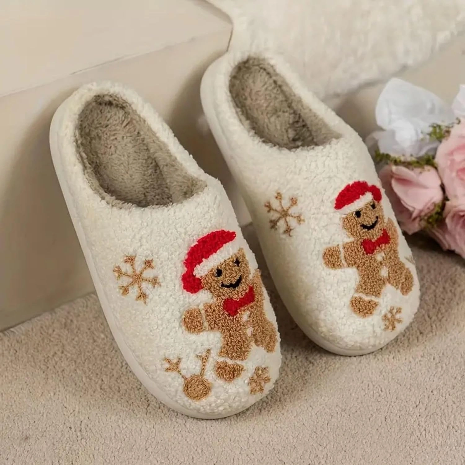 Cute Cat Slippers Strawberry Cherry Mushroom Slippers Evil Eye Blue Eye Slippers Smile Face Women's Men's Household Shoes Memory Foam Fluffy Couple Slippers Cloud Slip On Slippers
