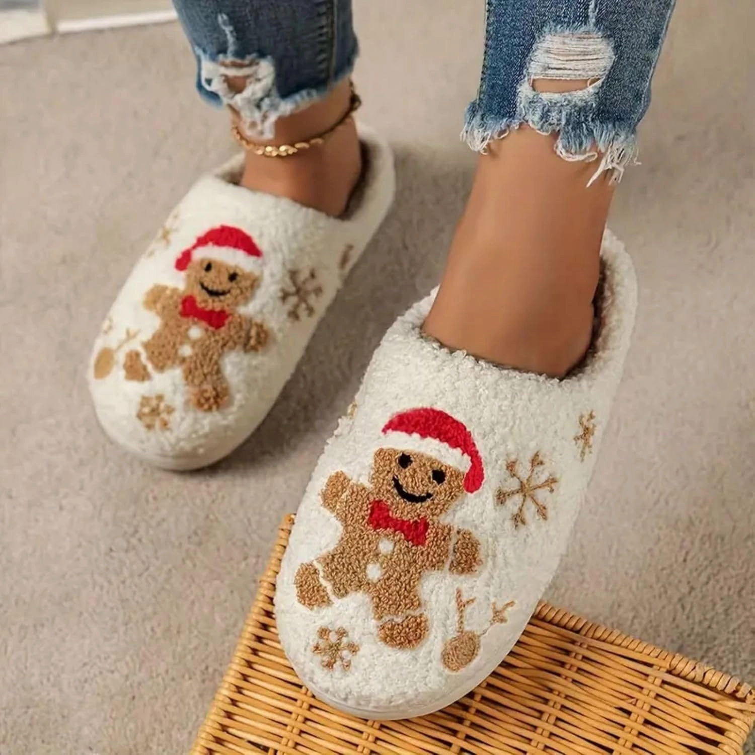 Cute Cat Slippers Strawberry Cherry Mushroom Slippers Evil Eye Blue Eye Slippers Smile Face Women's Men's Household Shoes Memory Foam Fluffy Couple Slippers Cloud Slip On Slippers