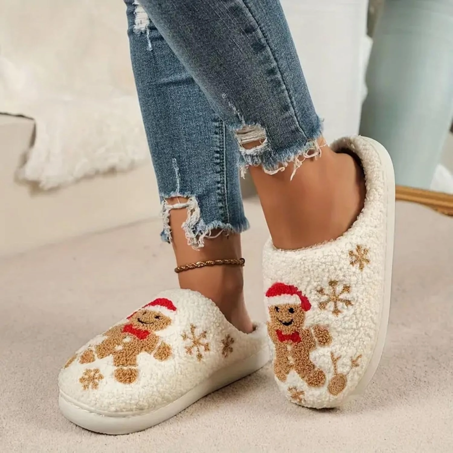 Cute Cat Slippers Strawberry Cherry Mushroom Slippers Evil Eye Blue Eye Slippers Smile Face Women's Men's Household Shoes Memory Foam Fluffy Couple Slippers Cloud Slip On Slippers