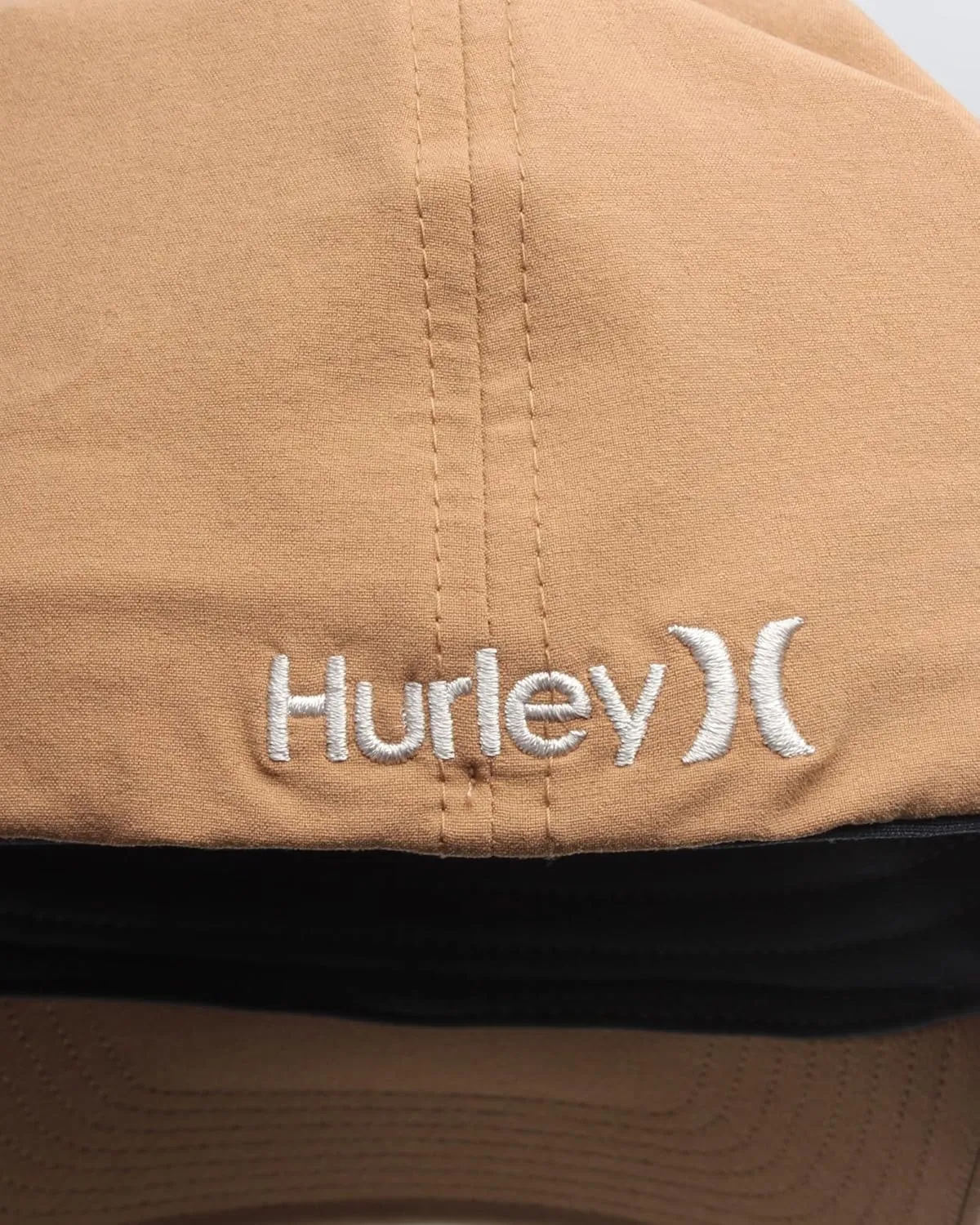 Hurley Men's Caps - Flexfit and Quick-Dry Phantom Curved Baseball Caps for Men - Classic Mens Trucker Hats (S-XL)