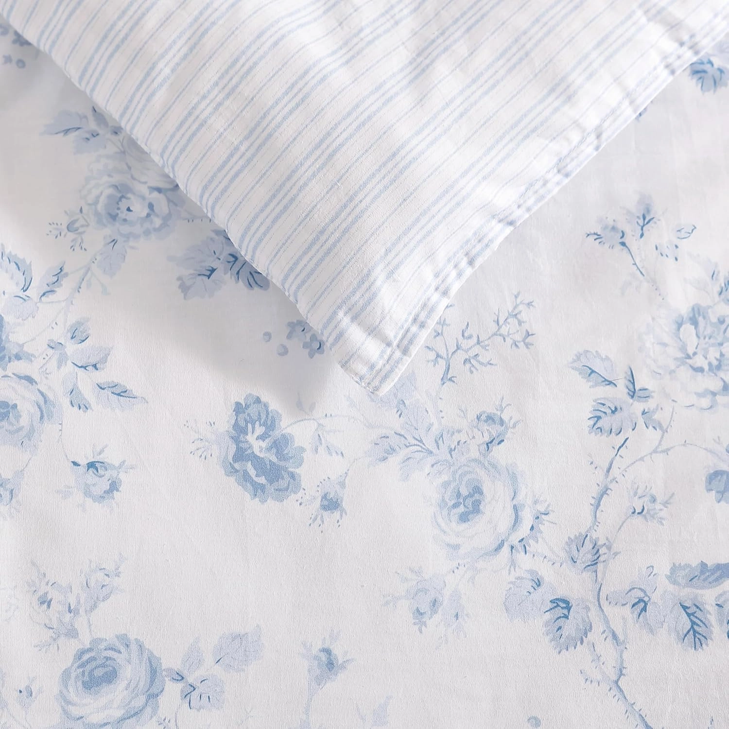 Laura Ashley- Queen Comforter Set, Reversible Cotton Bedding with Matching Sham(s), Ideal Dorm Essentials (Belinda Blue, Queen)
