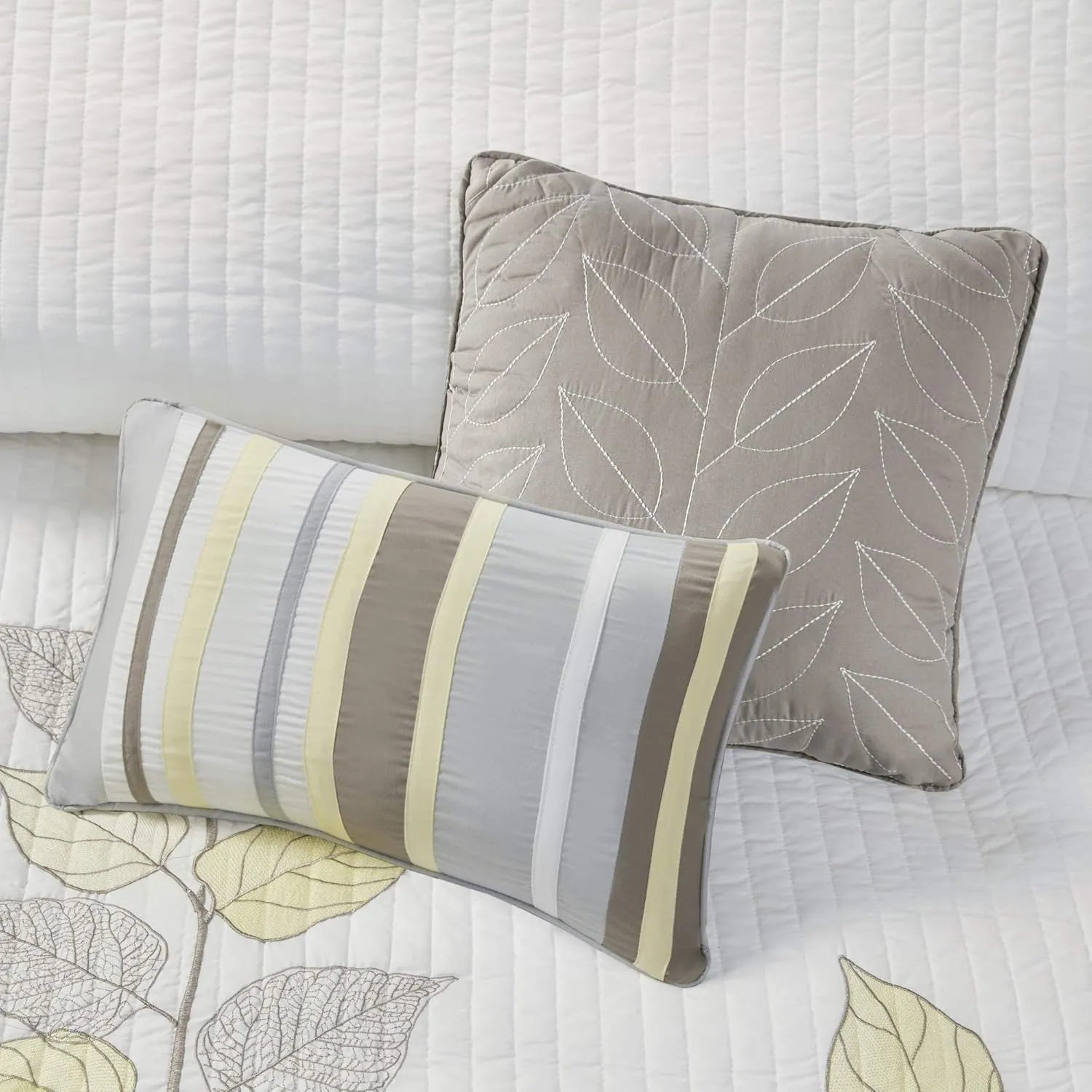 Madison Park Caelie Quilt Modern Classic Design All Season, Breathable Coverlet Lightweight Bedding Set, Matching Shams, Decorative Pillow, Full/Queen(90"x90"), Leaf Yellow 6 Piece