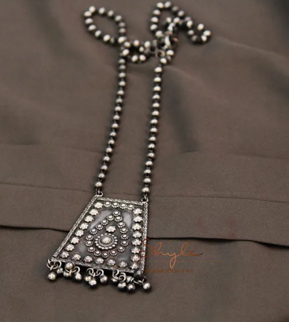 Mizoya Intricate Quirky Ball chain Necklace