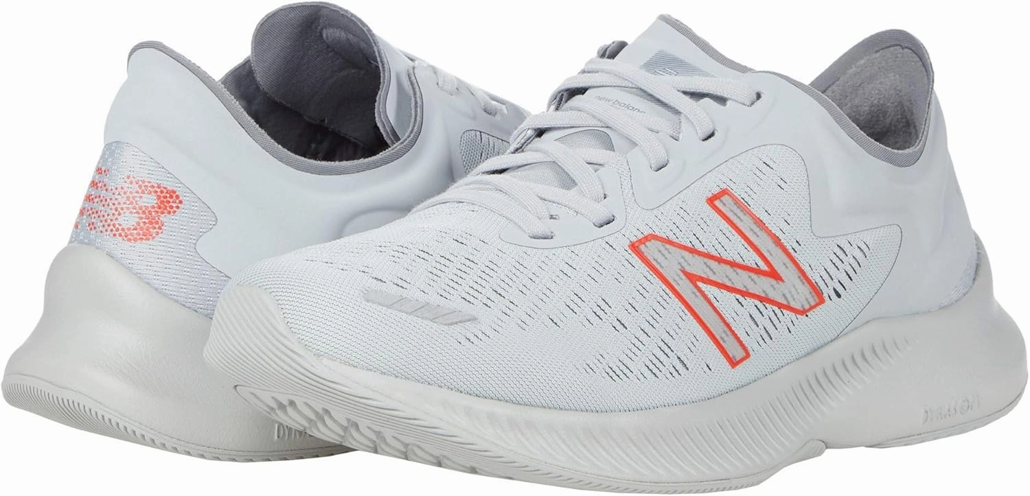 New Balance Women's Dynasoft Pesu V1 Running Shoe
