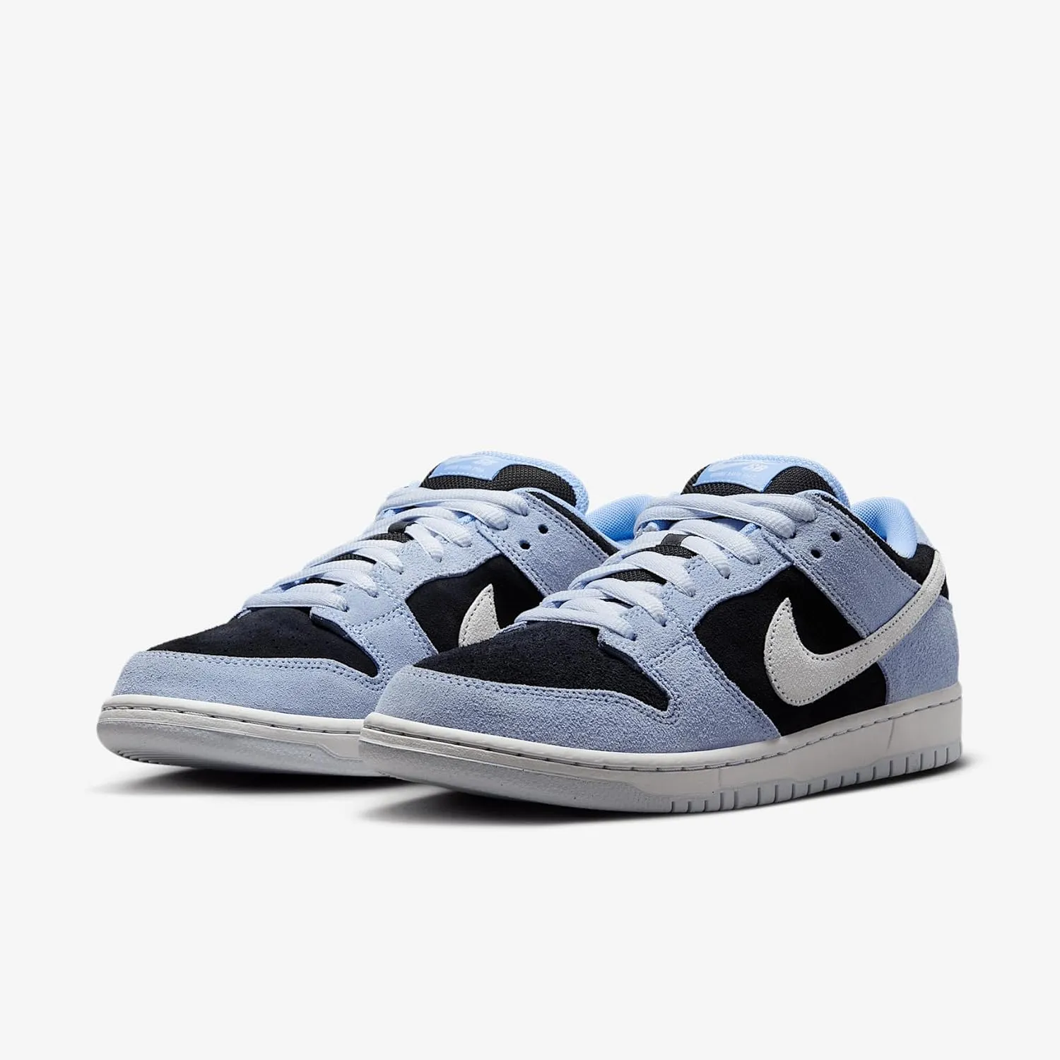 Nike SB Dunk Low Pro Skate Shoes (HF3063-400, Aluminum/Football Grey/Summit White/Black)