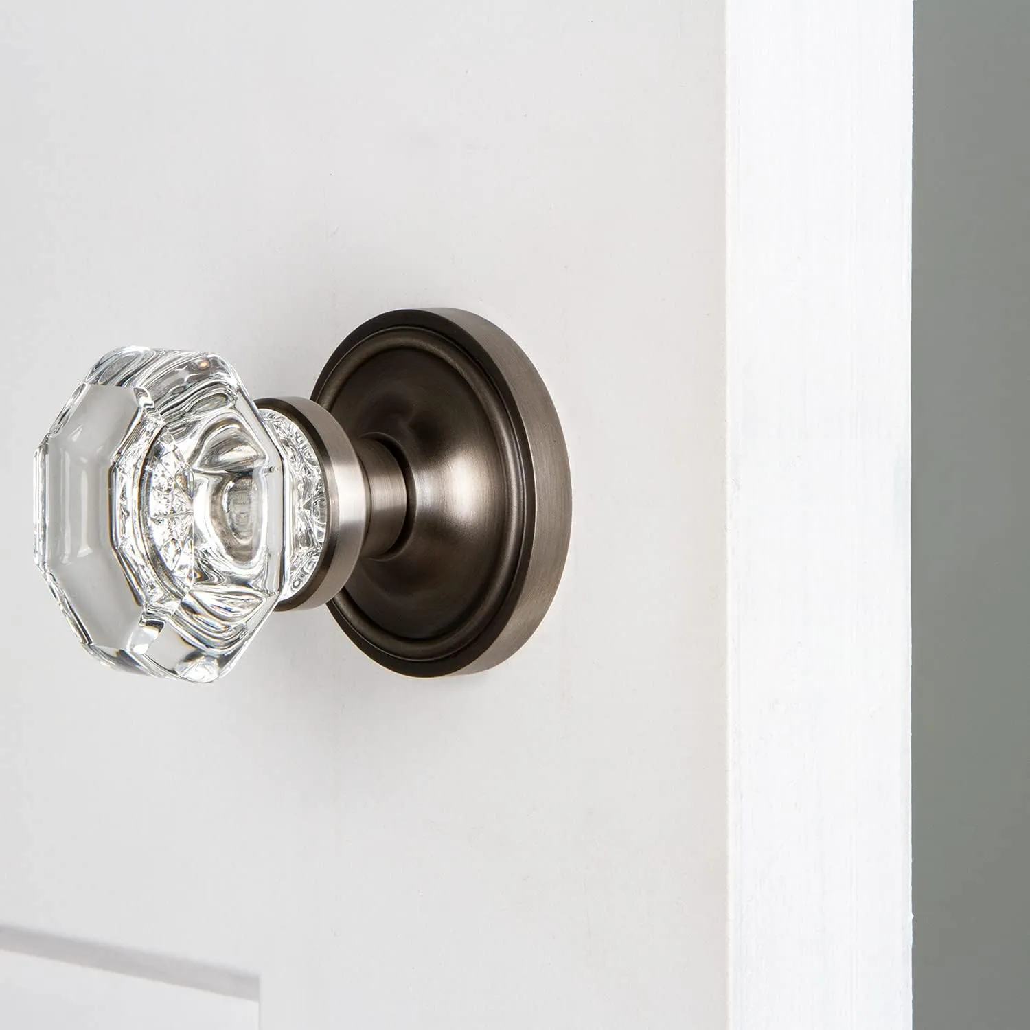 Nostalgic Warehouse Classic Rosette Waldorf Octagonal Round Door Knob
