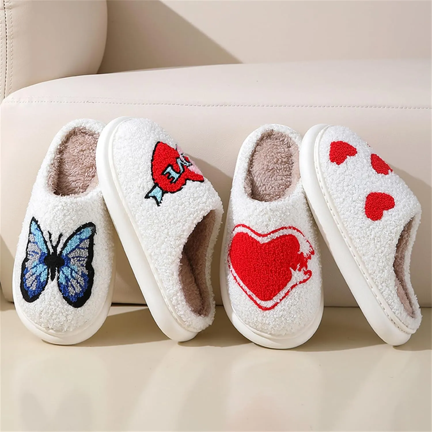 Obosoyo Plush Slippers Couples Cozy Heart Indoor Slippers Men Women Thick Sole Fuzzy Warm Winter