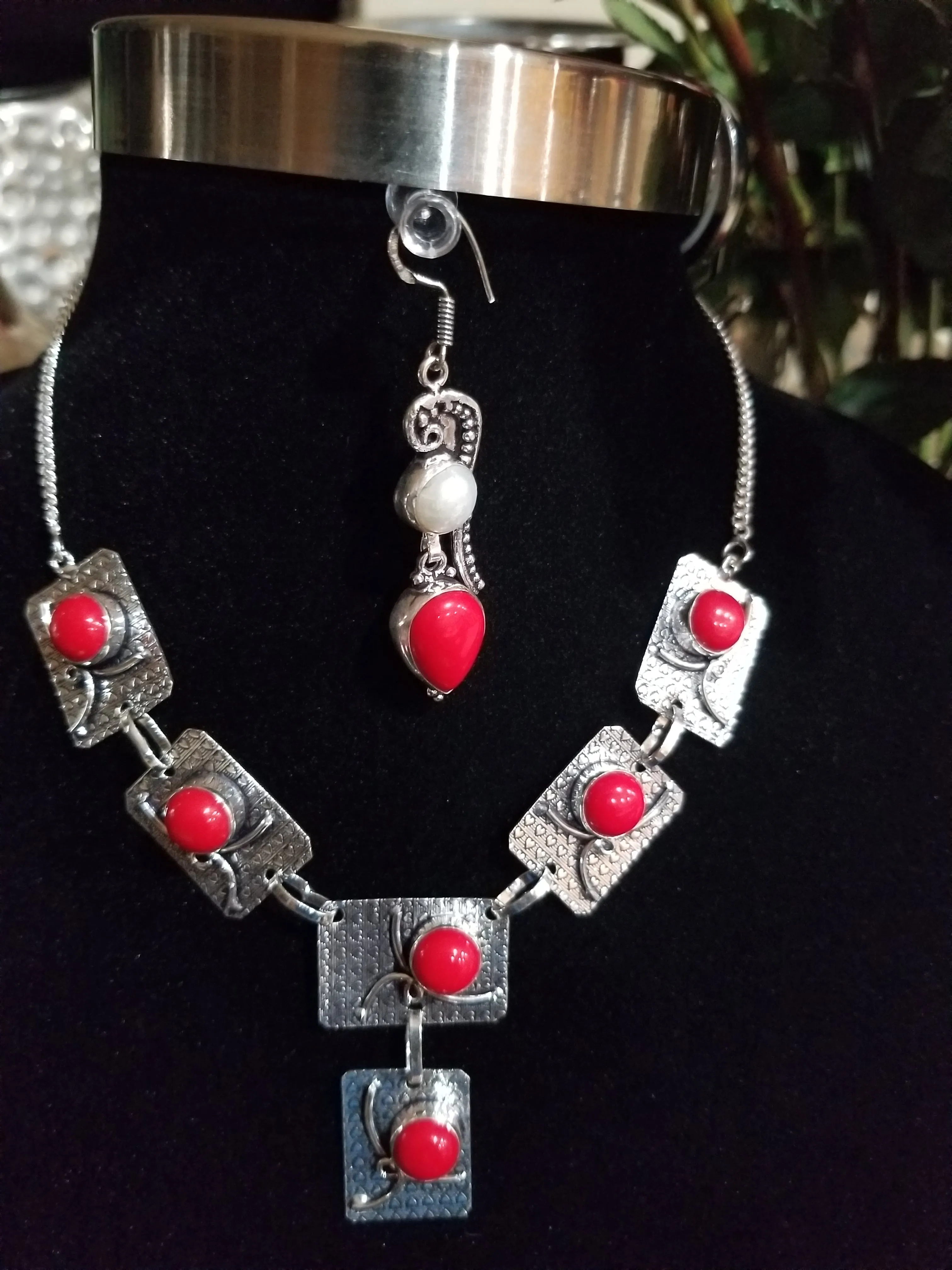 Power in Red 2 Pc Set