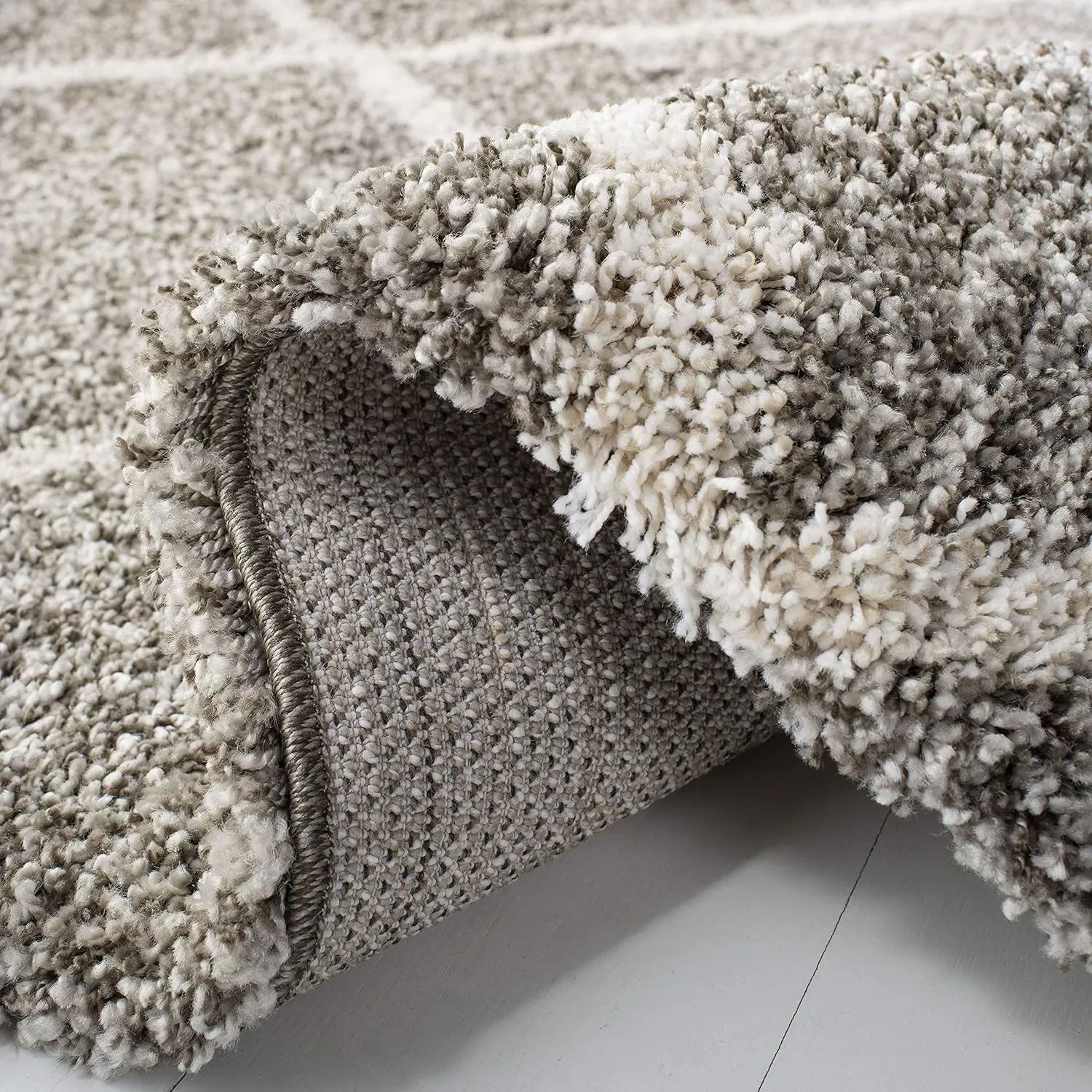 SAFAVIEH Hudson Shag Collection Area Rug - 8' x 10', Grey & Ivory, Modern Trellis Design, Non-Shedding & Easy Care, 2-inch Thick Ideal for High Traffic Areas in Living Room, Bedroom (SGH281B)