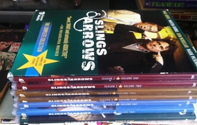 SLINGS & ARROWS: THE COMPLETE COLLECTION