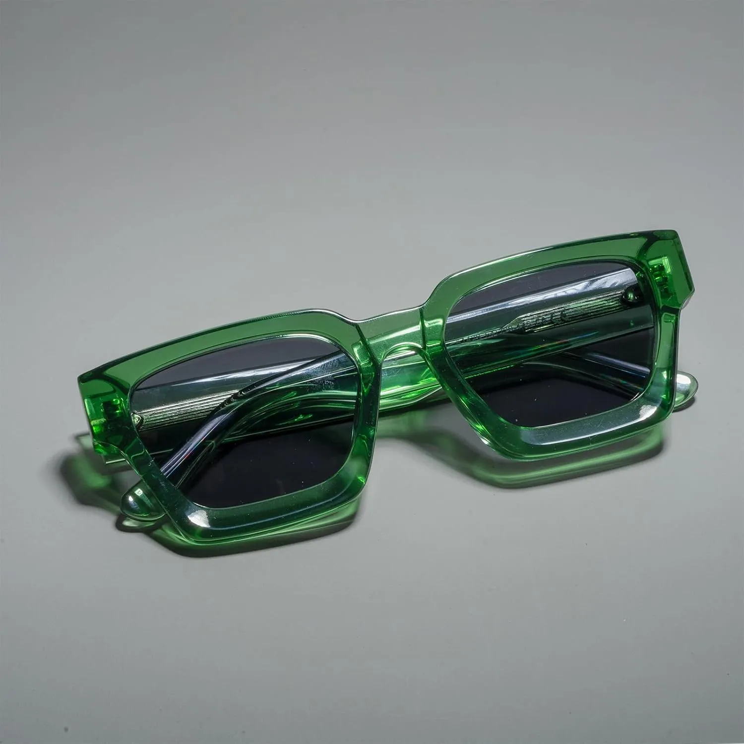 Trendy Polarized Sunglasses for Men Women, UV400 & Shatterproof, Durable Acetate Frame, Anti Glare HD Lens 1439S