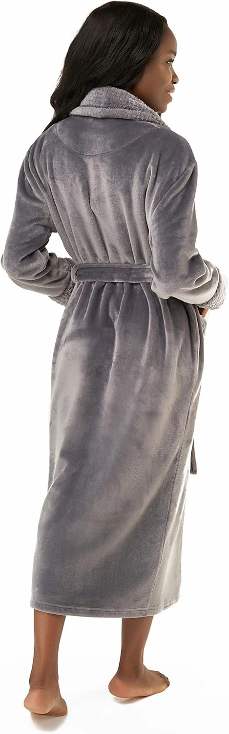Turquaz Plush Robes For Women, Soft Warm Fleece Bathrobe for Women