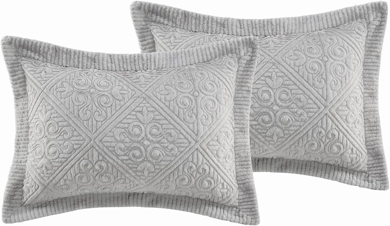 VCNY Home - Quilt Set, 3-Piece Plush Bedding with Matching Sham, Elegant Room Decor (Westland Grey, Full)